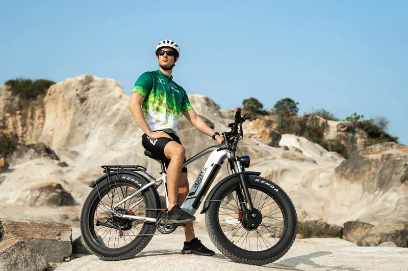 Best Throttle Electric Bikes in the UK Under £1,000 & £1,500 (2026 Buyer’s Guide) - Trail Surge
