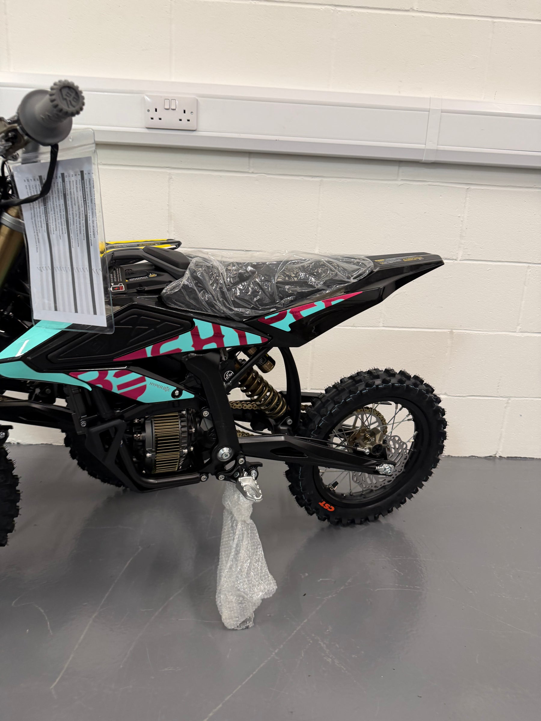 Real product photo of Surron™ Hyper Bee from TrailSurge