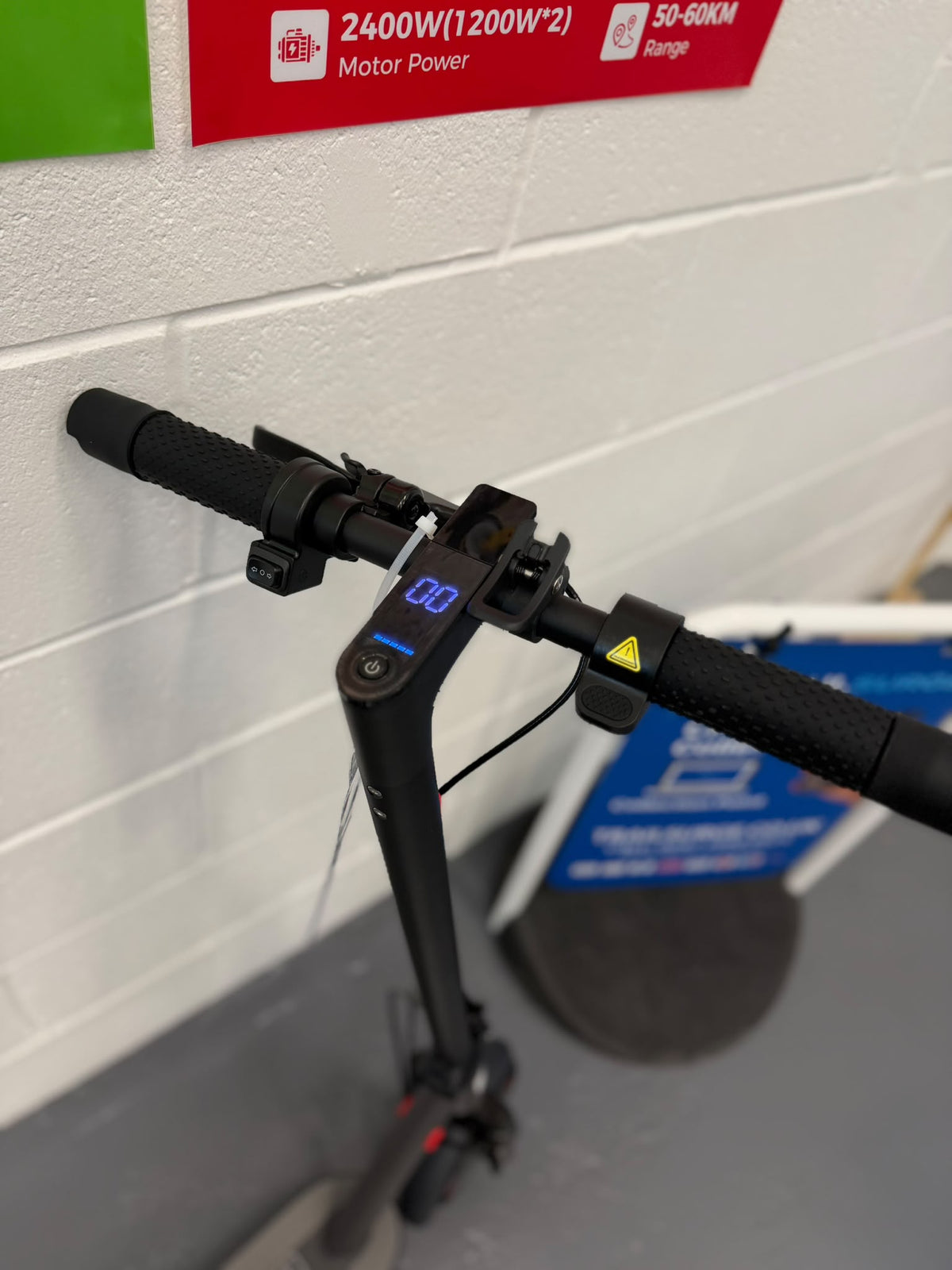 Aovo Pro AP07 Electric Scooter
