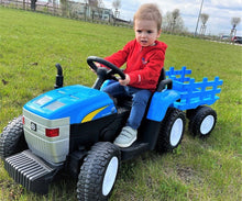 12V New Holland Tractor and Trailer (A009B)