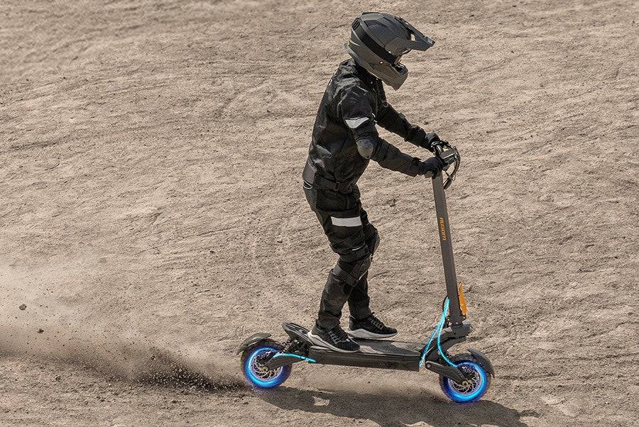 Ausom F1 Max Electric Scooter Dual Motor 2800W 60V 20.8AH Ausom