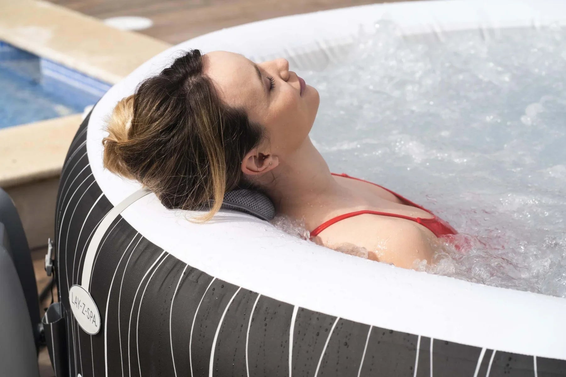 Lay-Z Spa Hollywood Luxe AirJet™ Hot Tub 2